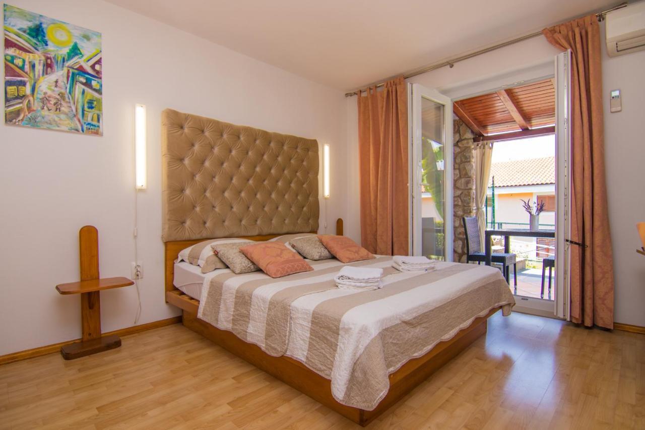 Apartmani Villa Kalinic Njivice Exteriér fotografie