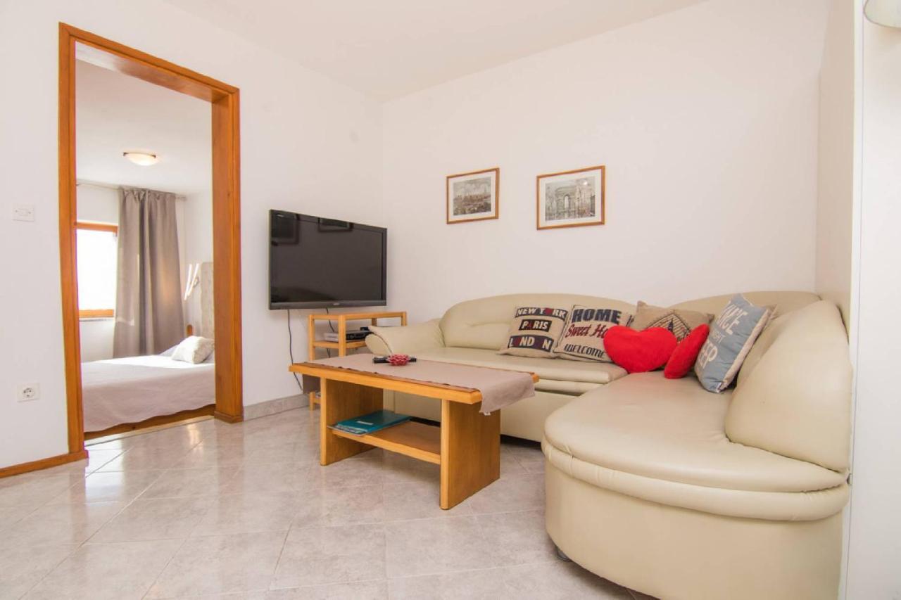 Apartmani Villa Kalinic Njivice Exteriér fotografie