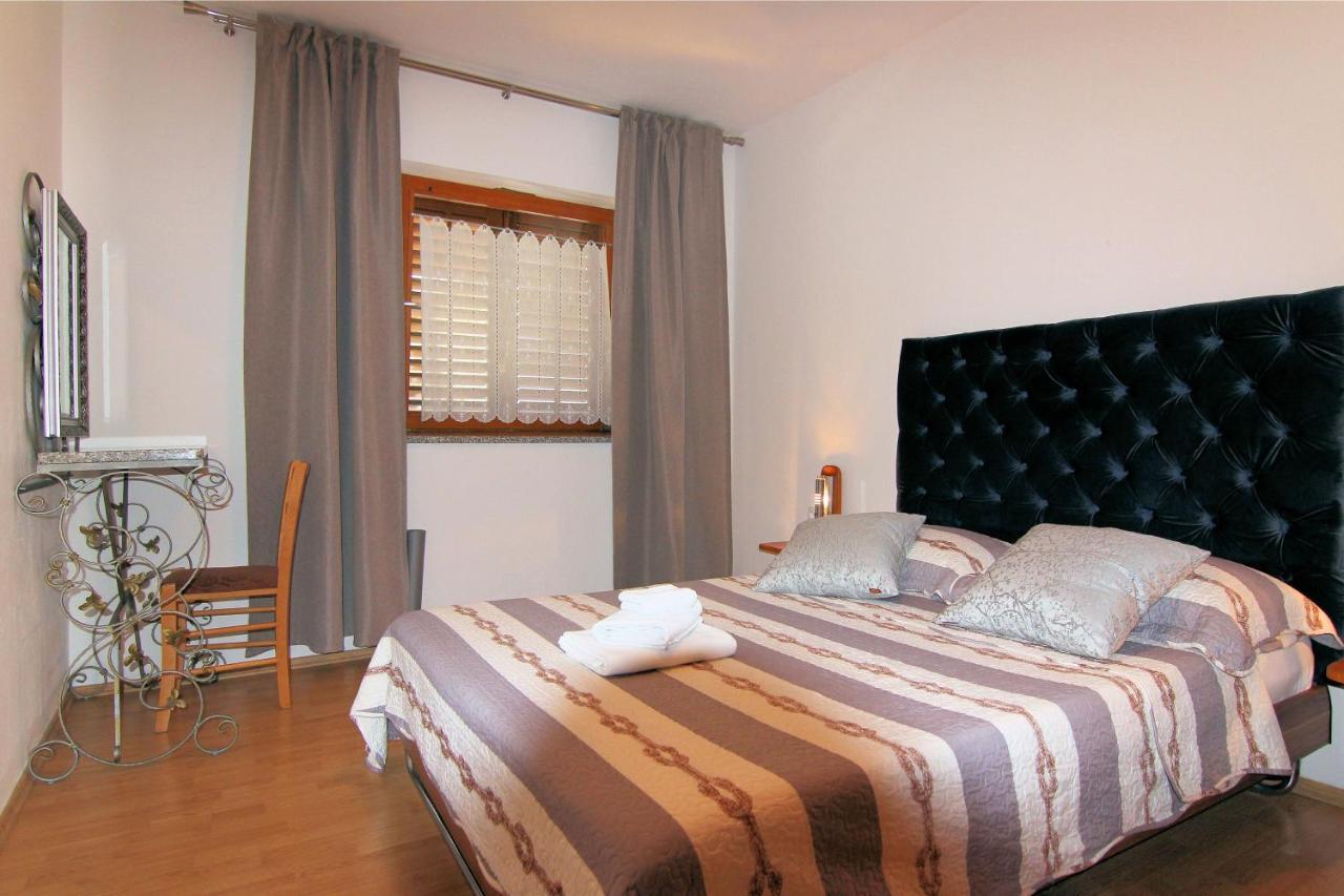 Apartmani Villa Kalinic Njivice Exteriér fotografie