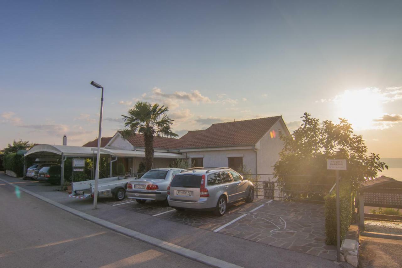 Apartmani Villa Kalinic Njivice Exteriér fotografie